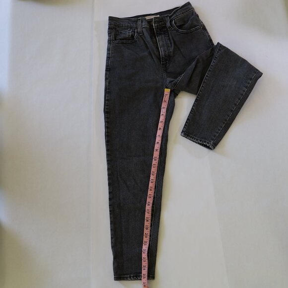 Black Levi's High-Waisted Taper jeans - Picture 4 of 9